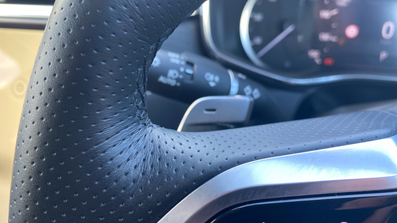 Jaguar F-Pace 2.0 D200 R-Dynamic Black 5dr Auto AWD Diesel Estate